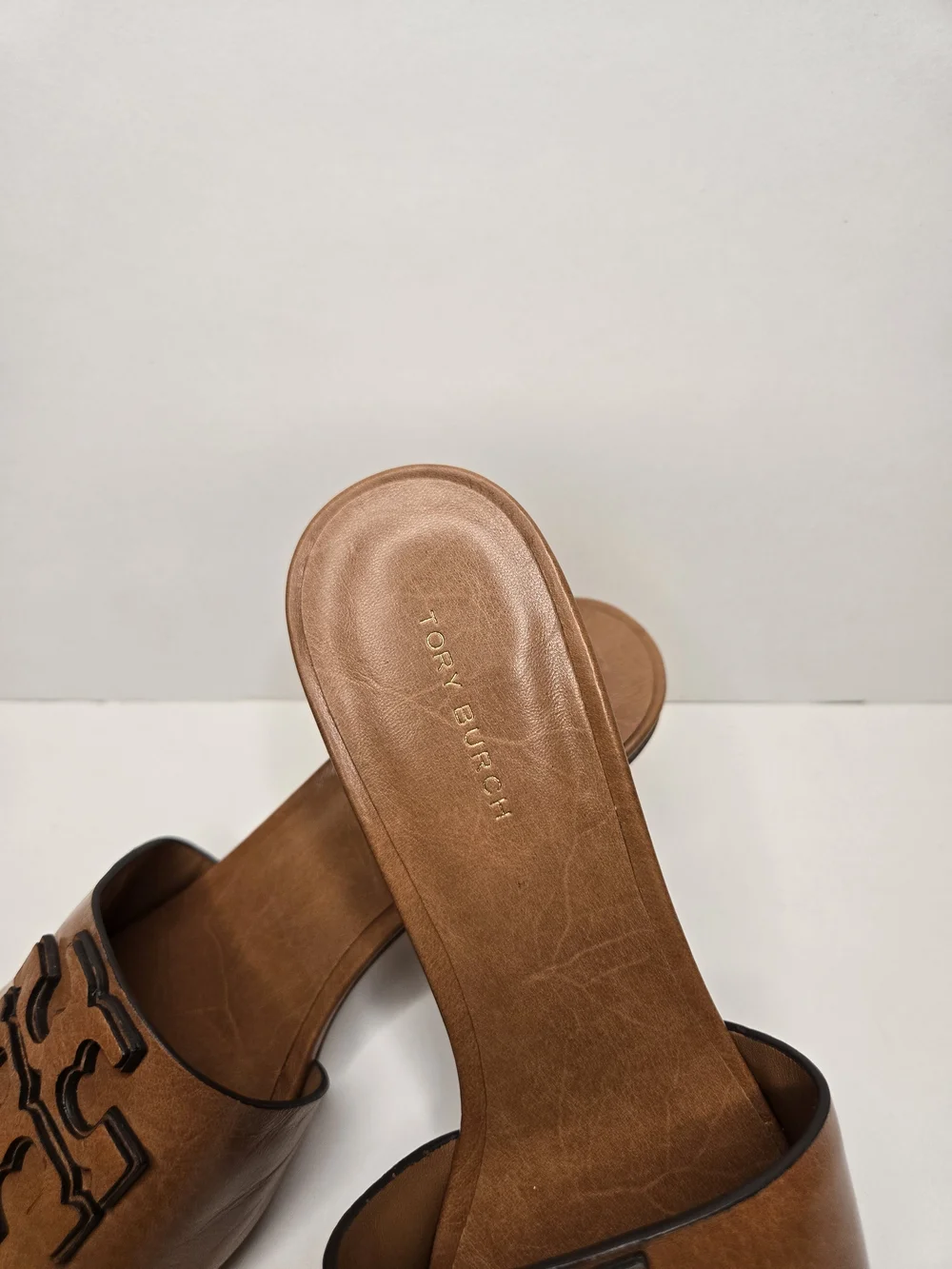 Tory Burch Ines Heeled Mule Tan Leather Logo Slip On Open Toe Women Size 6.5M